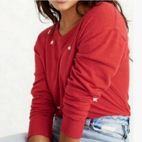Abercrombie & Fitch Red & White Star Print Plush Knit Ribbed Crewneck Sweater - Picture 2 of 10